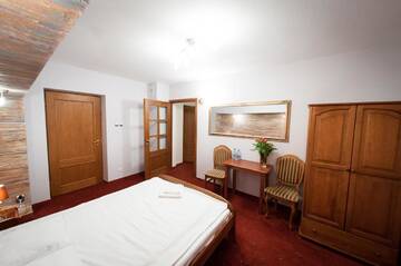 Фото номера Трехместный номер Отель Secession Hotel г. Łęczna 5