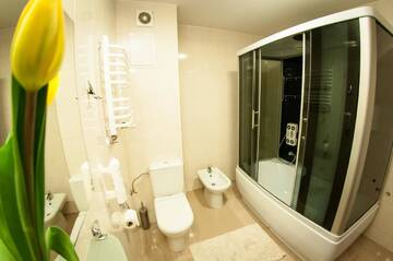 Фото номера Люкс с 2 спальнями Отель Secession Hotel г. Łęczna 4